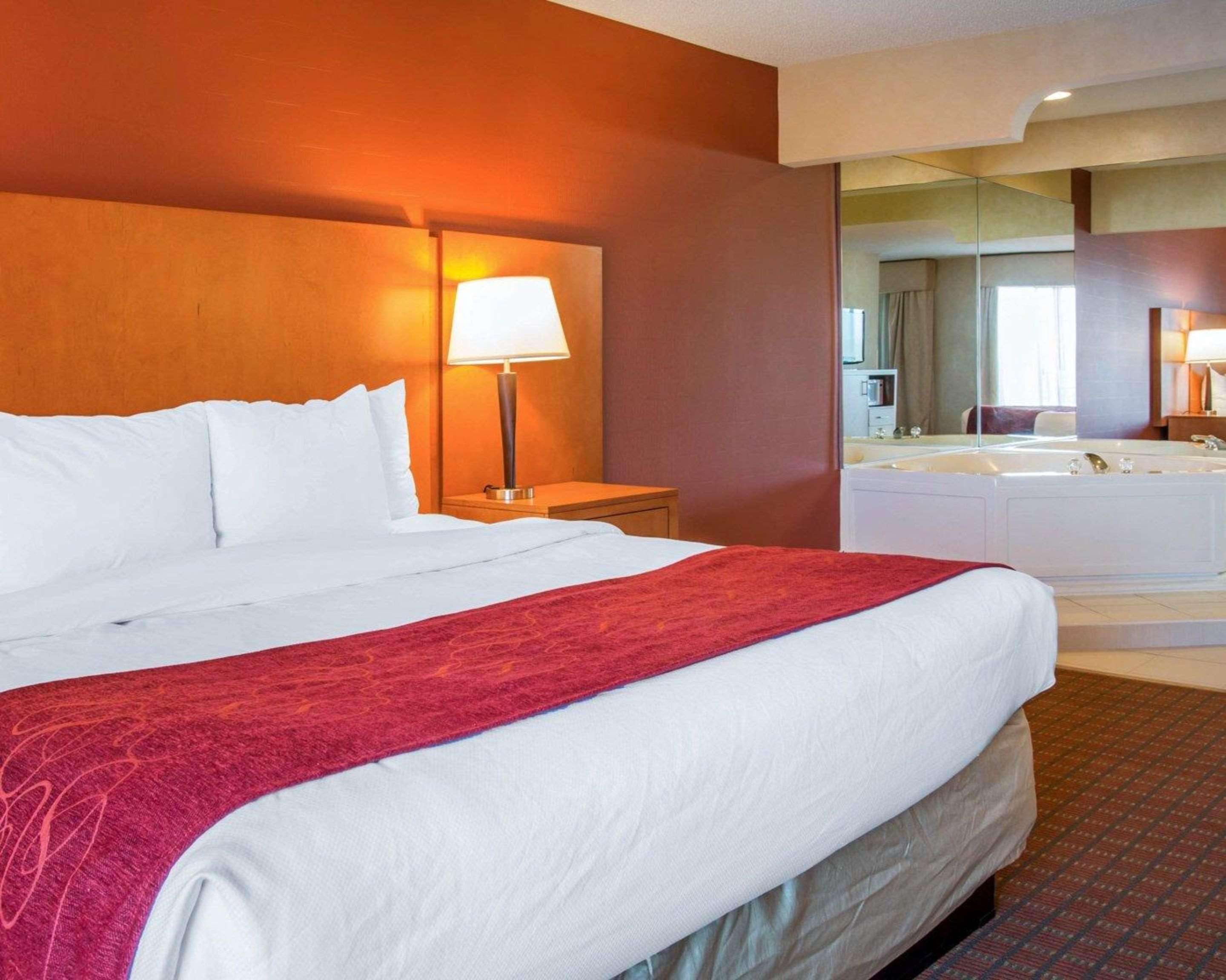 Comfort Suites Auburn Hills-Detroit Exteriör bild