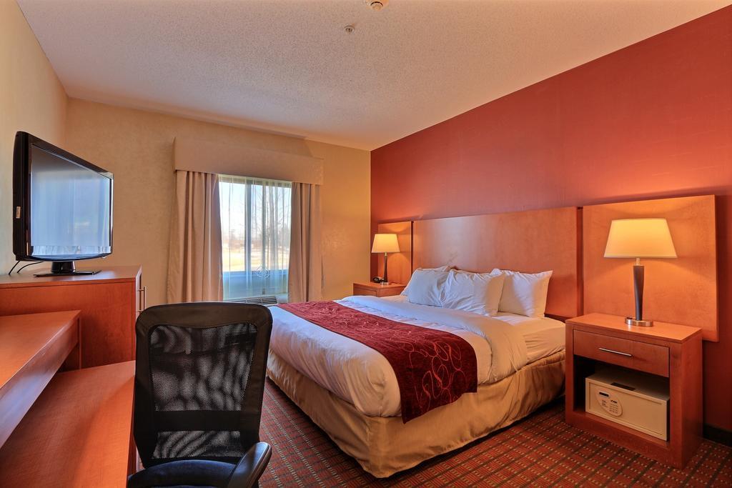 Comfort Suites Auburn Hills-Detroit Exteriör bild