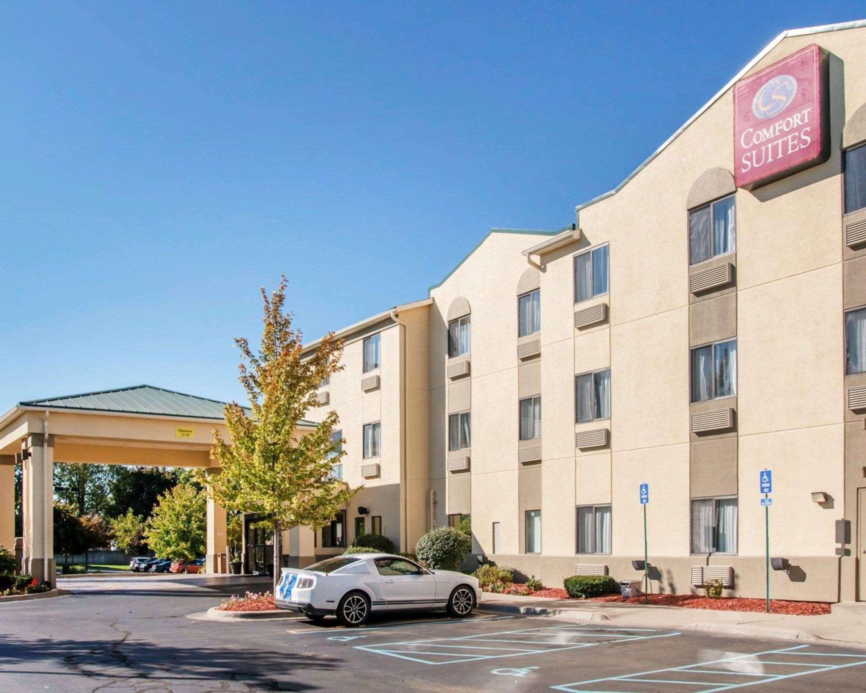 Comfort Suites Auburn Hills-Detroit Exteriör bild