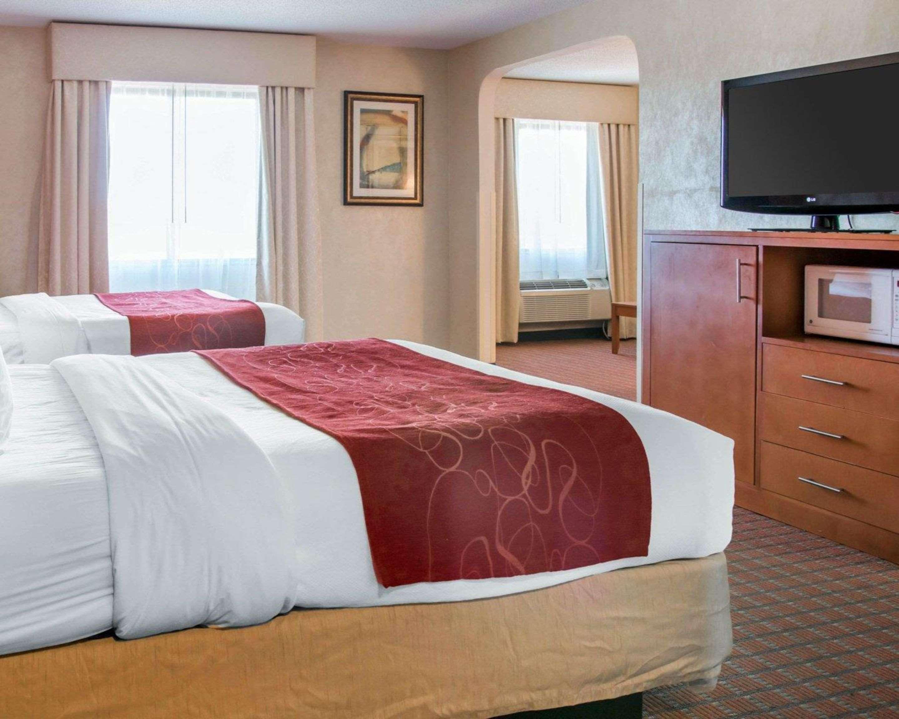 Comfort Suites Auburn Hills-Detroit Exteriör bild