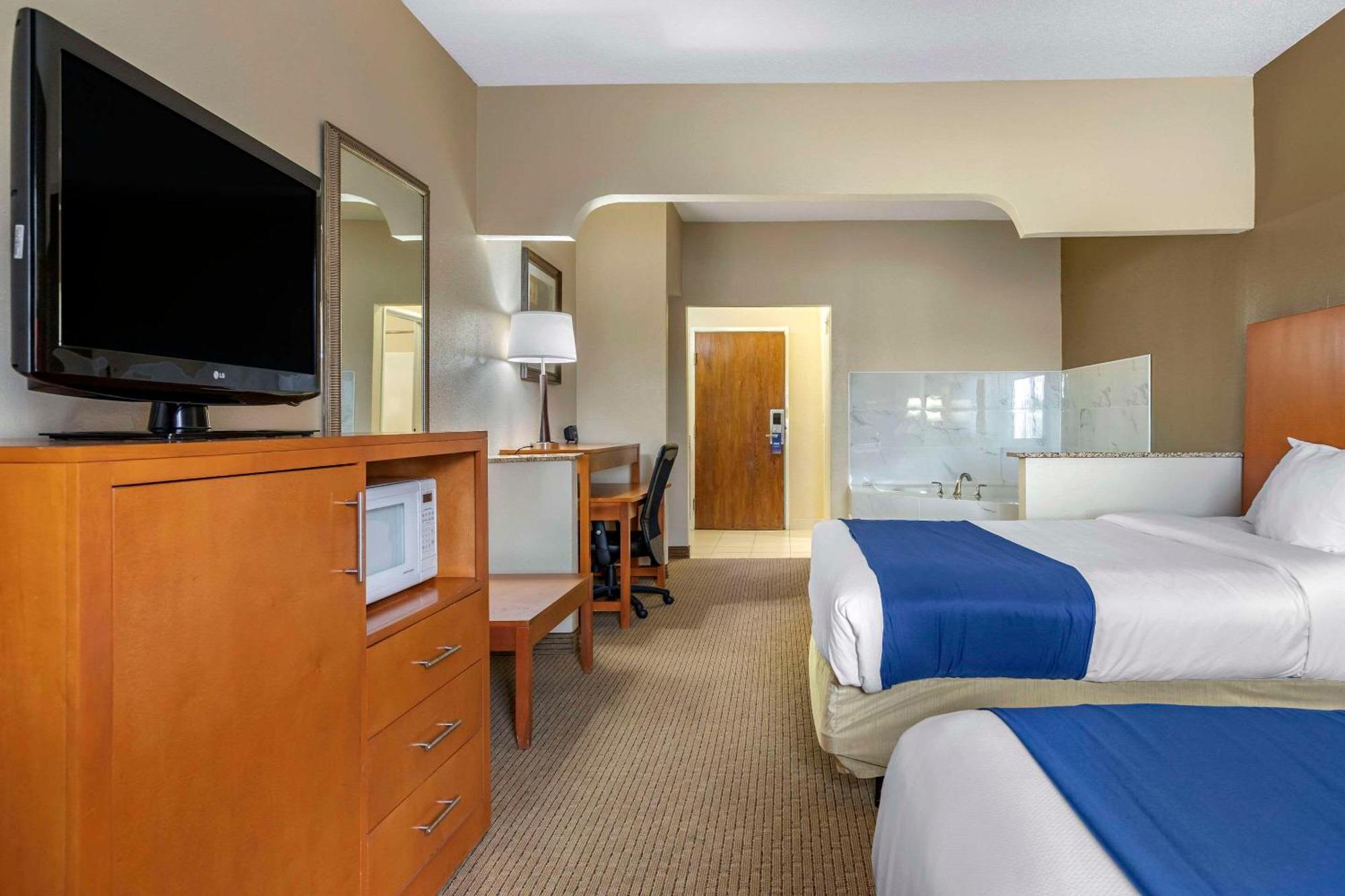 Comfort Suites Auburn Hills-Detroit Exteriör bild