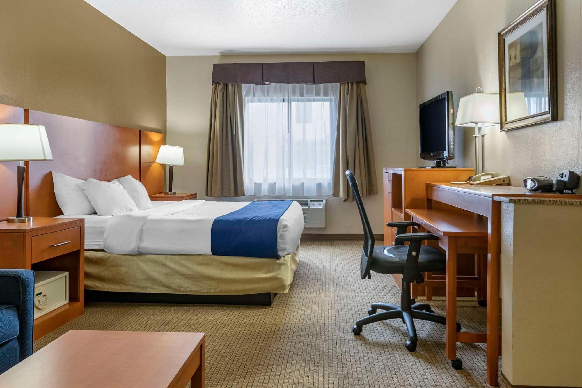 Comfort Suites Auburn Hills-Detroit Exteriör bild