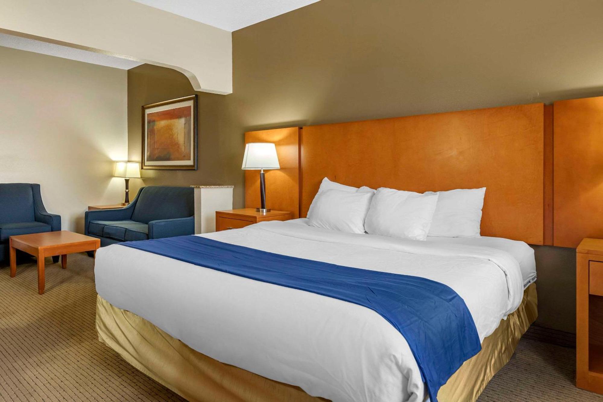 Comfort Suites Auburn Hills-Detroit Exteriör bild